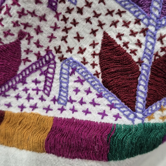 Vintage Mexican Chiapas Hand embroidered blouse Huipil Style Festival Top Sz M - Picture 4 of 7